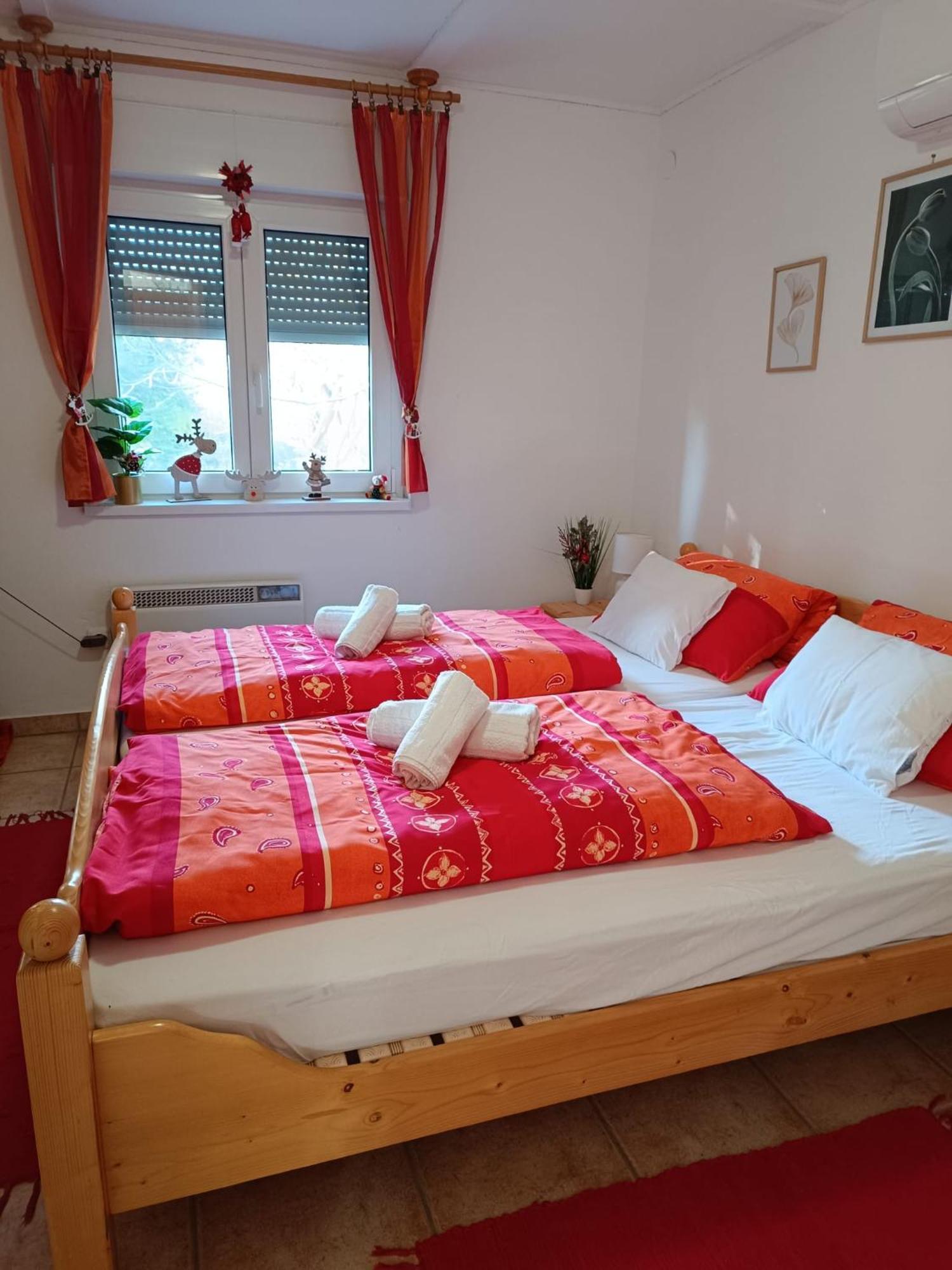Regina Ranch Hotel Igal Kültér fotó