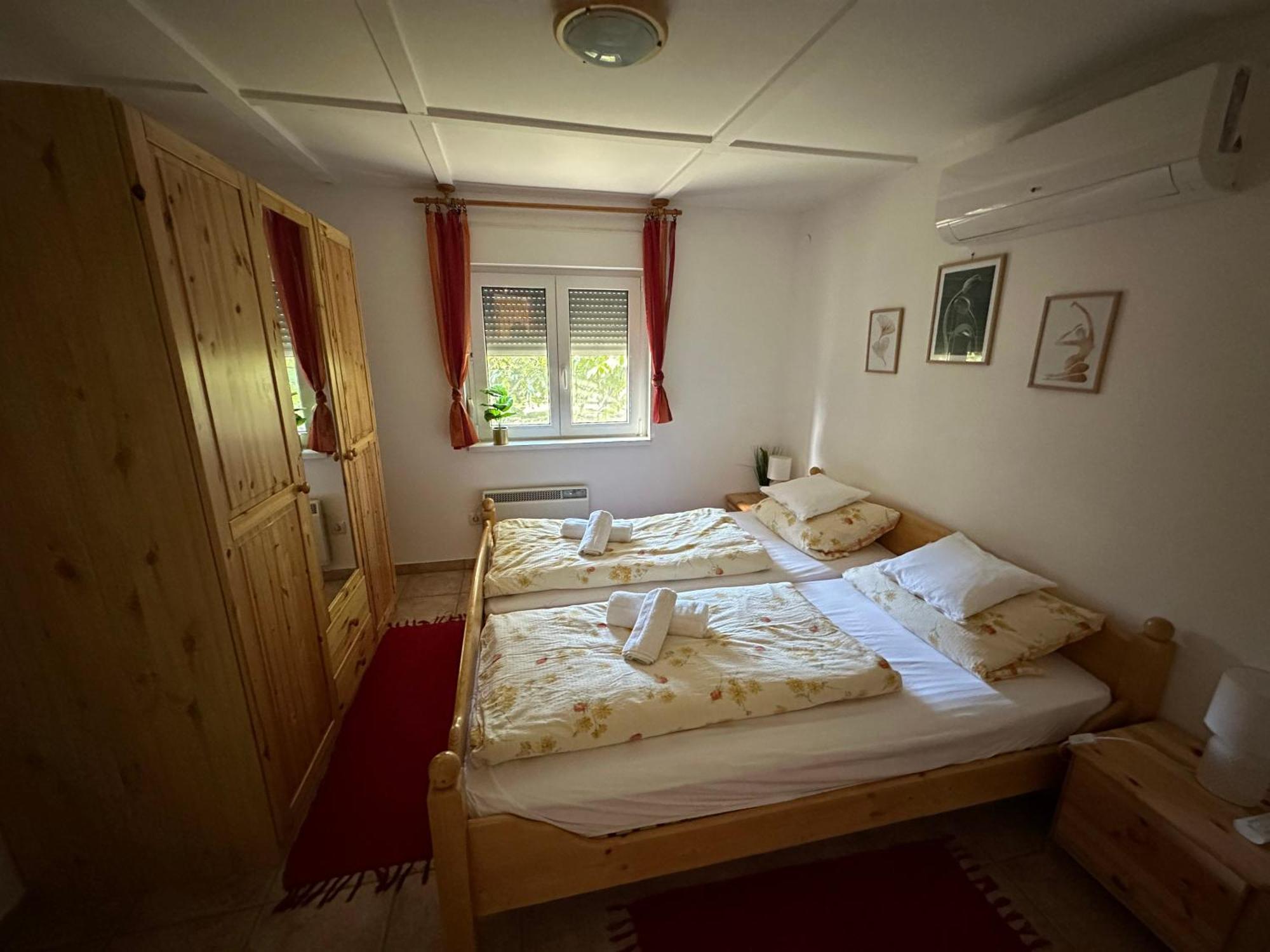 Regina Ranch Hotel Igal Kültér fotó